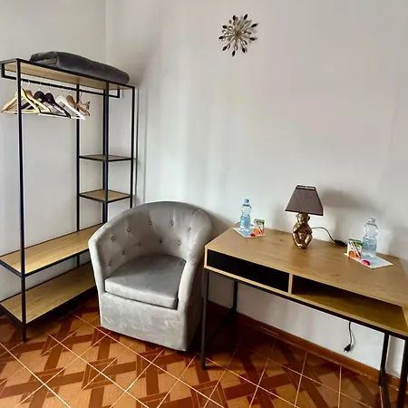 Cristina's House בית הארחה פררה